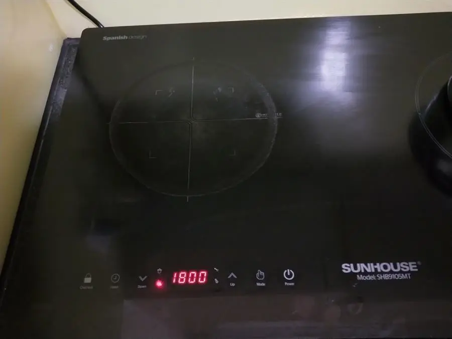 Khách hàng review Bếp từ hồng ngoại lắp âm Sunhouse SHB9105MT 10