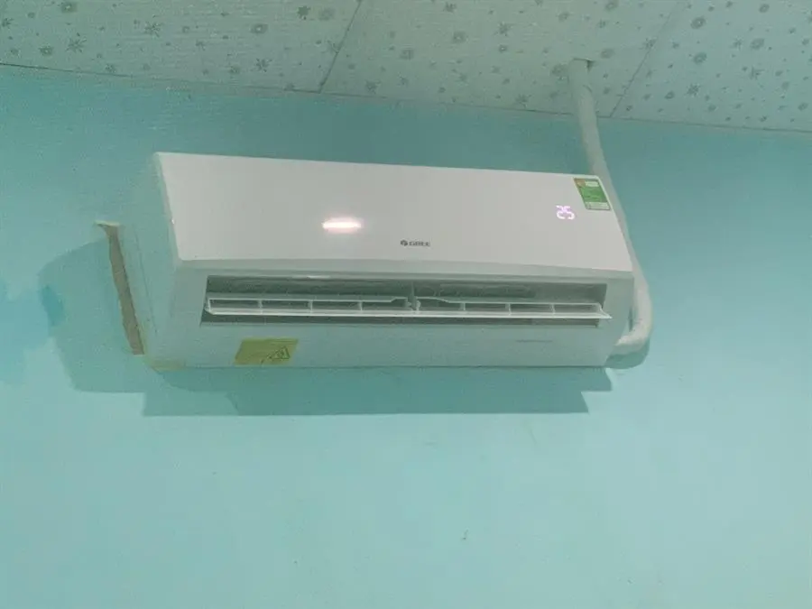 Khách hàng review Máy lạnh Gree 1 HP GWC09KB-K6N0C4 4