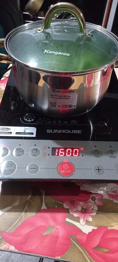 Khách hàng review Bếp từ Sunhouse SHD 6152 2