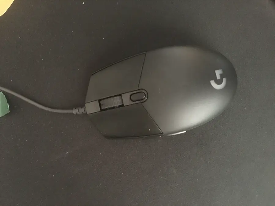 Khách hàng review Chuột Có dây Gaming Logitech G102 Gen2 Lightsync 11