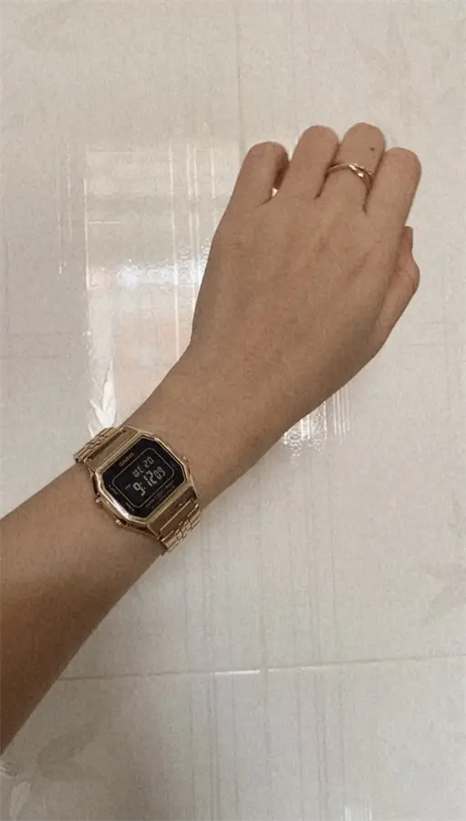 Khách hàng review Đồng hồ CASIO 28.5 mm Unisex LA680WGA-1BDF 4