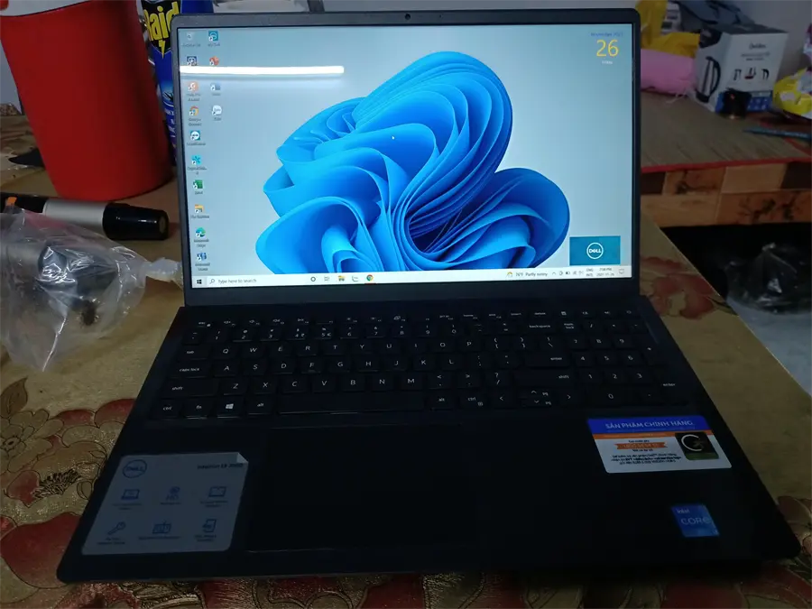 Khách hàng review Laptop Dell Inspiron 15 3511 i3 1115G4/4GB/256GB/OfficeH 2
