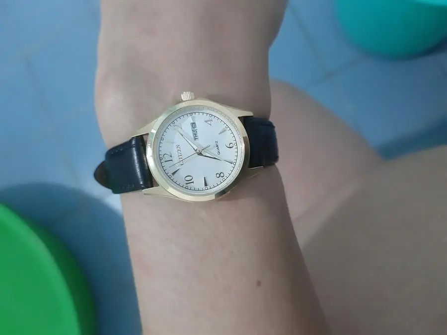 Khách hàng review Đồng hồ CITIZEN 27 mm Nữ EQ0593-26A 1