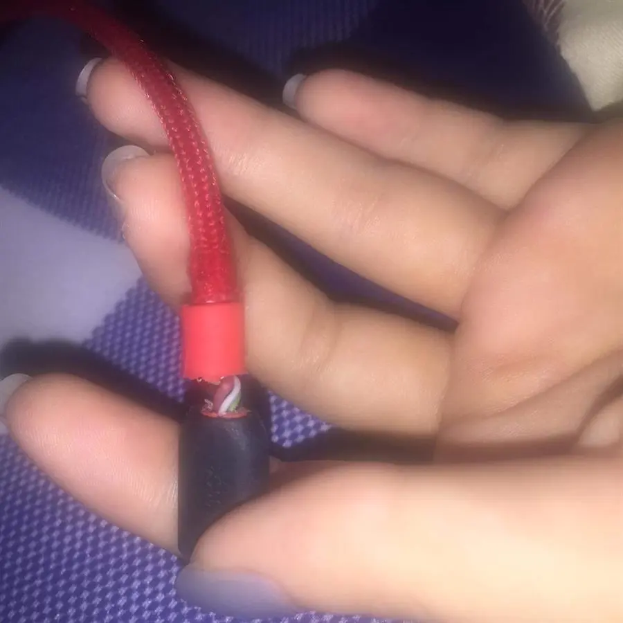Khách hàng review Cáp sạc và truyền dữ liệu USB-A - Lightning 10.5W 1m Xmobile DR-L001X 9