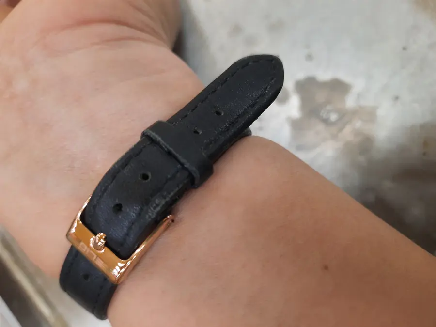 Khách hàng review Đồng hồ ELIO 31 mm Nữ EL021-02 4