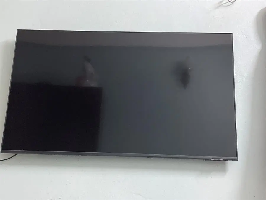 Khách hàng review Smart Tivi Samsung 4K Crystal UHD 43 inch UA43AU8100 21