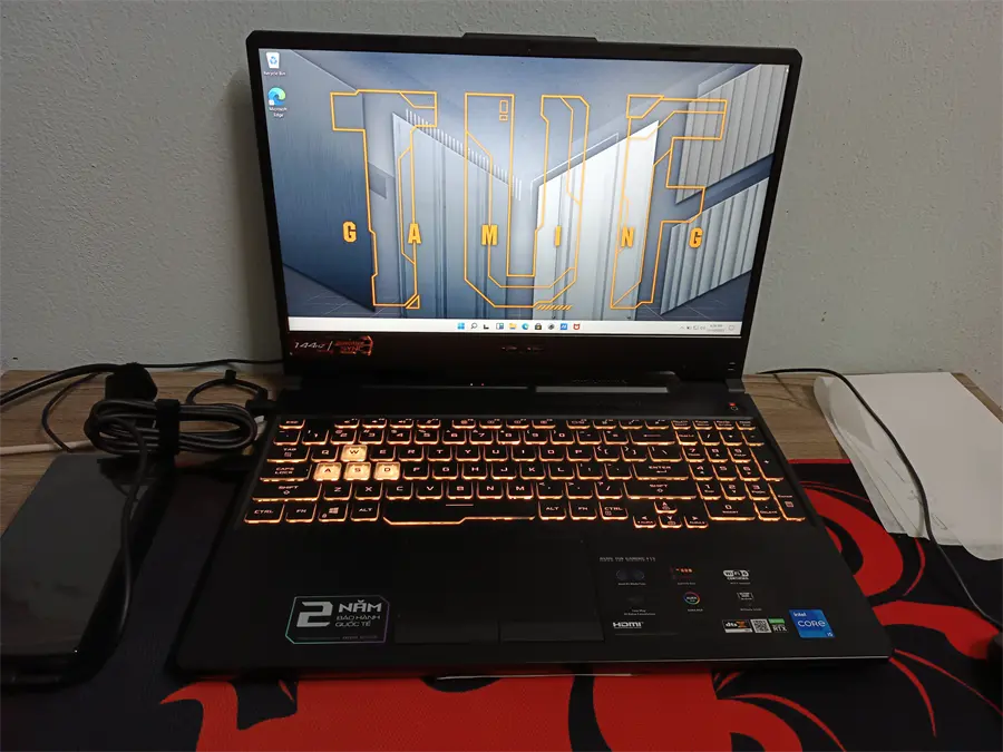 Khách hàng review Laptop Asus TUF Gaming FX506HCB i5 11400H/8GB/512GB/4GB RTX3050/144Hz/Win11 (HN1138W) 6