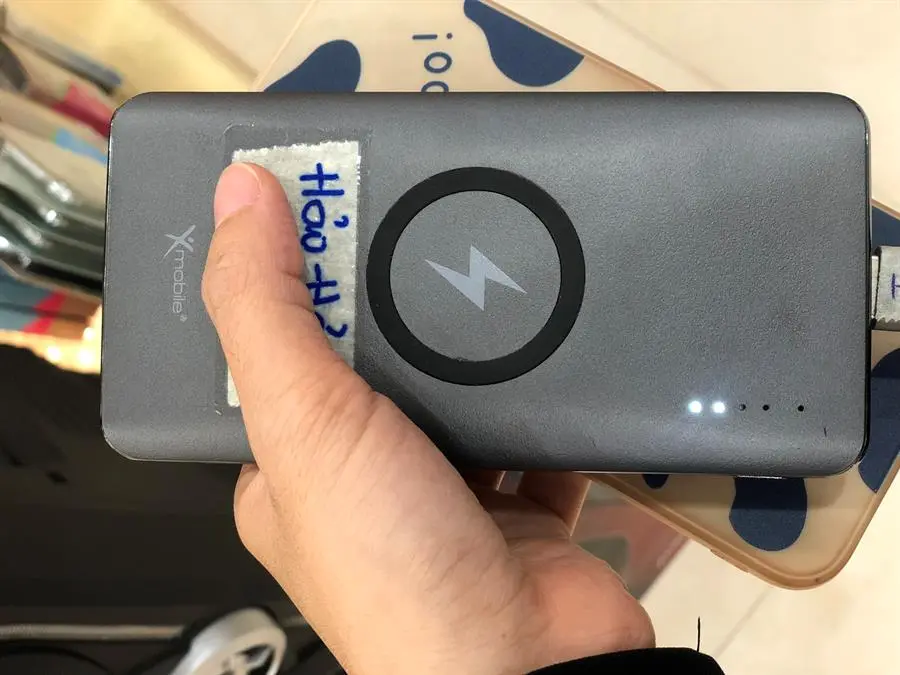Khách hàng review Pin sạc dự phòng Polymer 10.000mAh không dây Type C PD QC3.0 18W Xmobile P66D 36