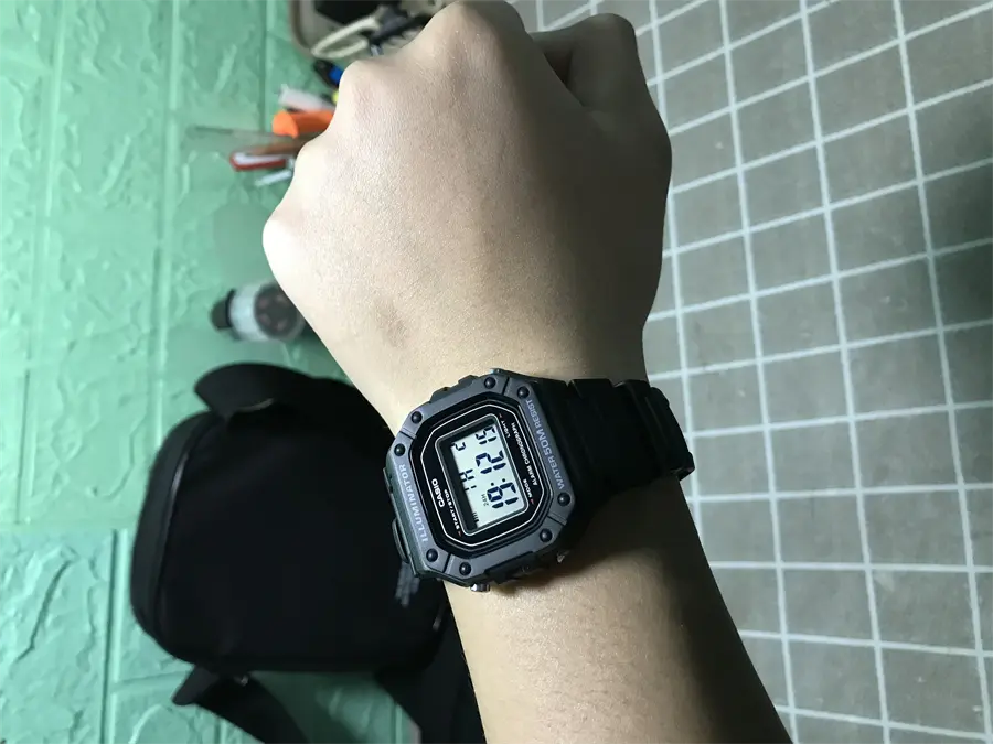 Khách hàng review Đồng hồ CASIO Timeless 43 mm Nam W-218H-1AVDF 11