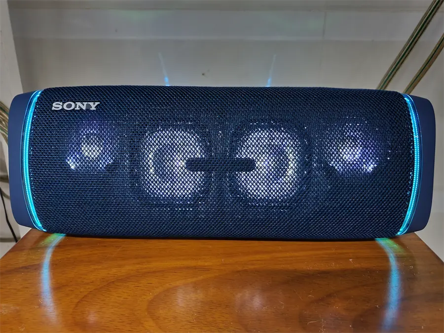 Khách hàng review Loa Bluetooth Sony Extra Bass SRS-XB43 6
