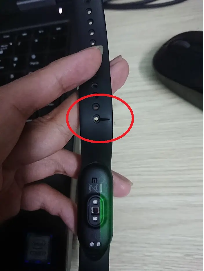 Khách hàng review Vòng đeo tay thông minh Mi Band 5 3