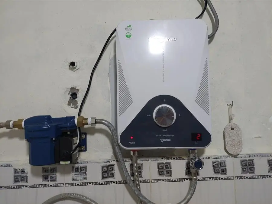 Khách hàng review Máy nước nóng trực tiếp Kangaroo 4000W KG589G 3