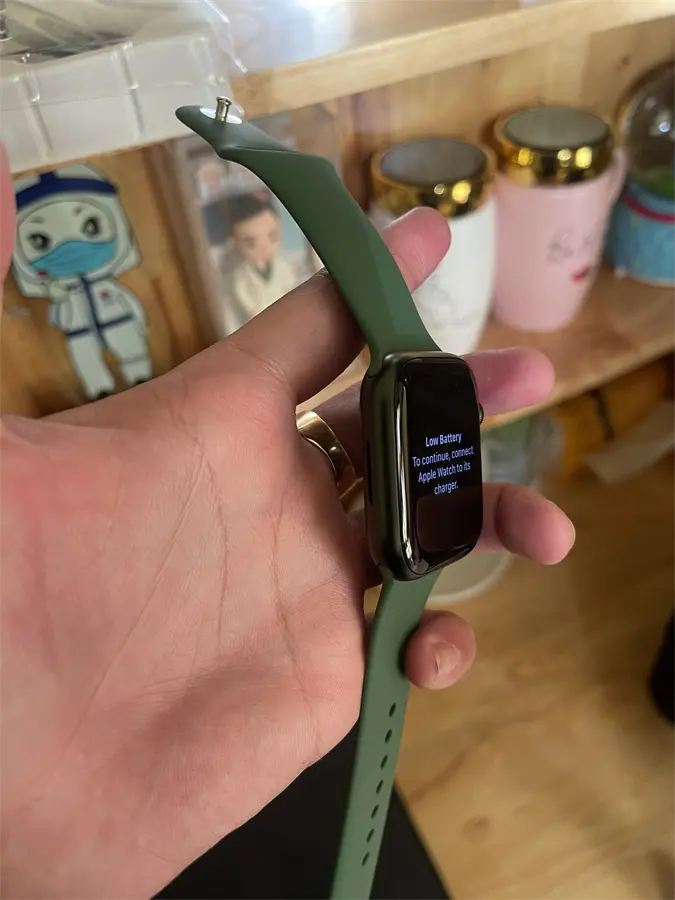 Khách hàng review Đồng hồ thông minh Apple Watch Series 7 GPS 45mm 15