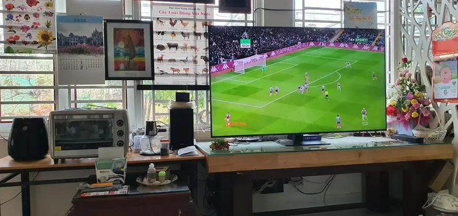Khách hàng review Smart Tivi QLED Samsung 4K 75 inch QA75Q80T 2