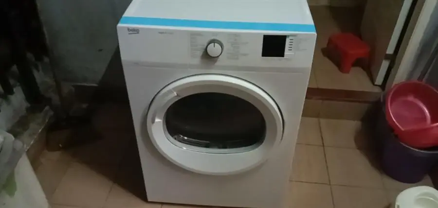 Khách hàng review Máy sấy thông hơi Beko 8 kg DA8112RX0W 1