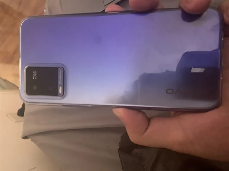 Khách hàng review Điện thoại Vivo Y21 13