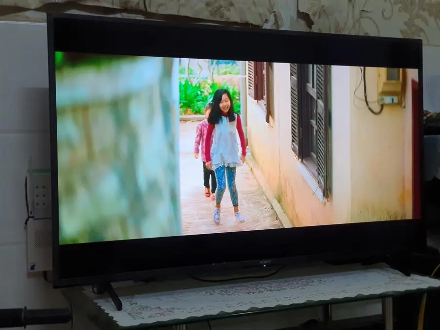 Khách hàng review Android Tivi Sony 4K 50 inch KD-50X75 18
