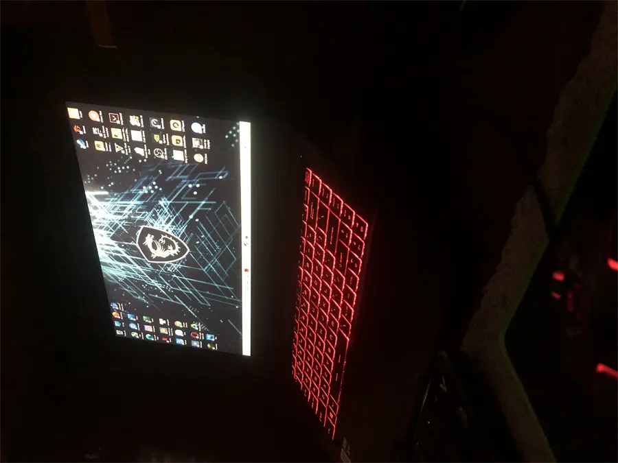 hách hàng review Laptop MSI Gaming GF63 Thin 10SC i7 10750H/8GB/512GB/4GB GTX1650 Max-Q/144Hz/Balo/Chuột/Win10 (480VN) 6