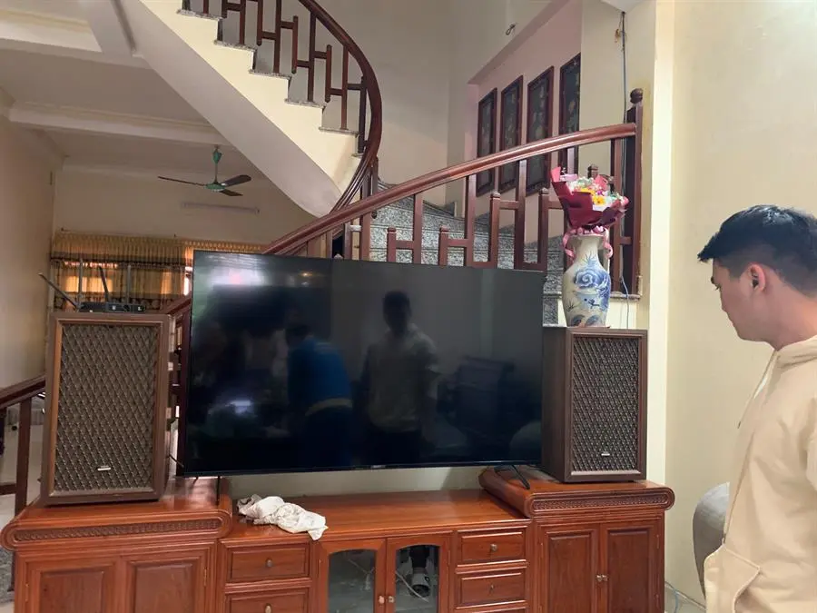 Khách hàng review Android Tivi Sony 4K 65 inch XR-65X90J 2