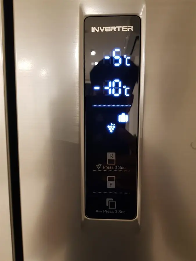 Khách hàng review Tủ lạnh Sharp Inverter 401 lít Multi Door SJ-FXP480V-SL 14