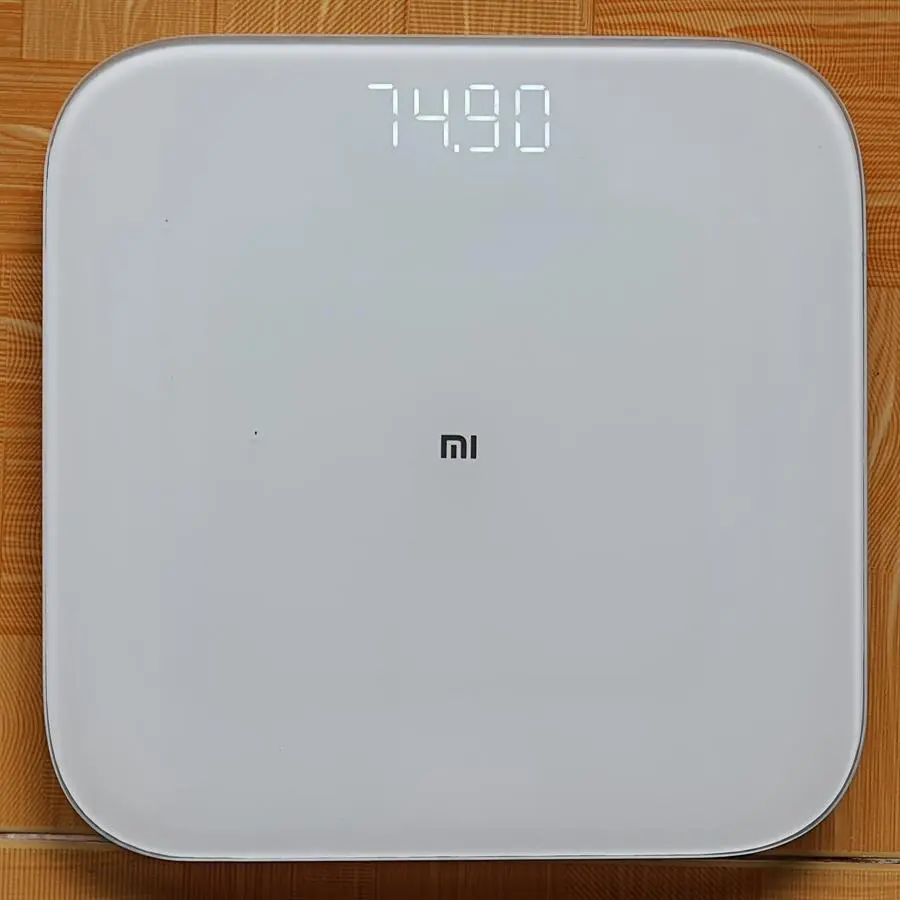 Khách hàng review Cân thông minh Xiaomi Scale 2 (NUN4056GL) 1