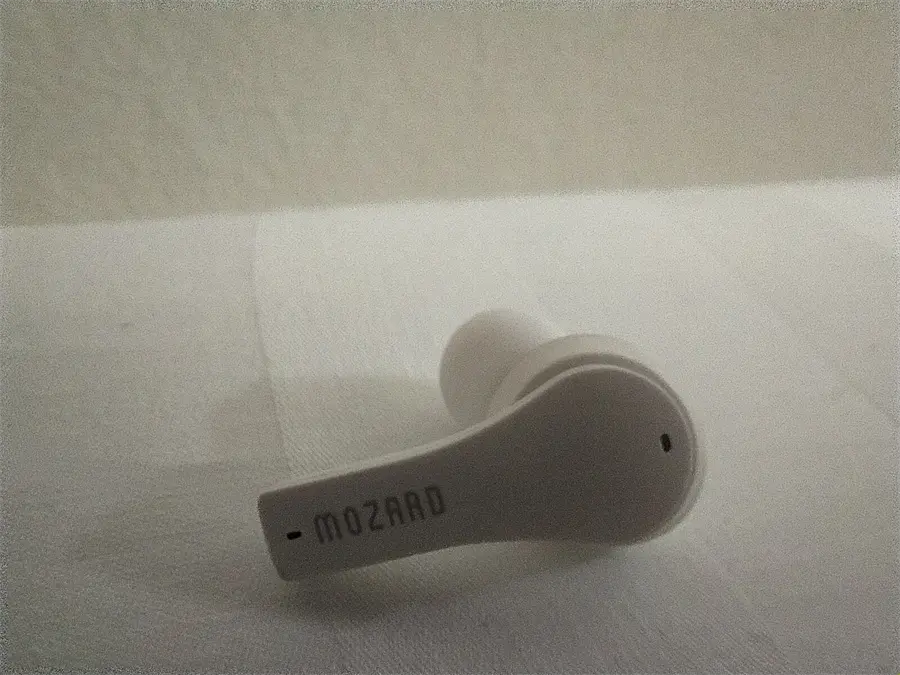 Khách hàng review Tai nghe Bluetooth True Wireless Mozard Air 6 34