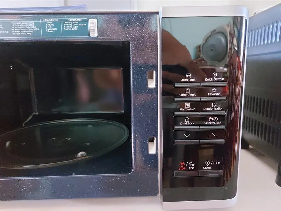 Khách hàng review Lò vi sóng Samsung MS23K3513AS/SV-N 23 lít 6