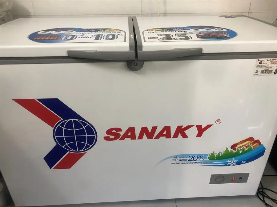 Khách hàng review Tủ đông Sanaky 260 lít VH-3699W1 11
