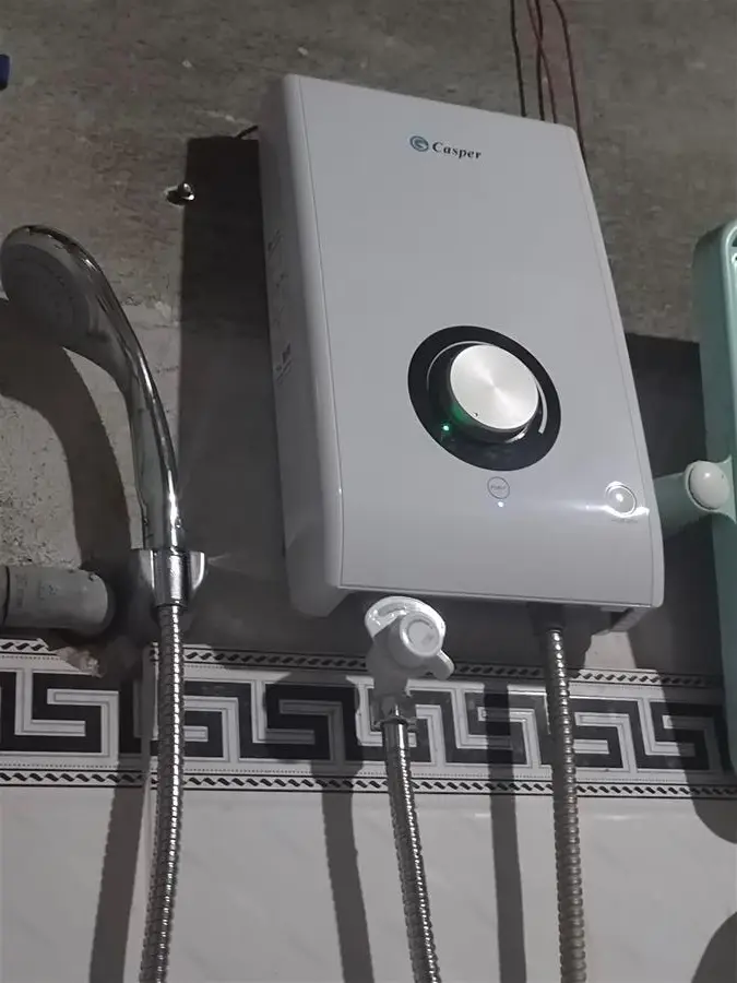 Khách hàng review Máy nước nóng trực tiếp Casper 4500W EP-45TH11 17