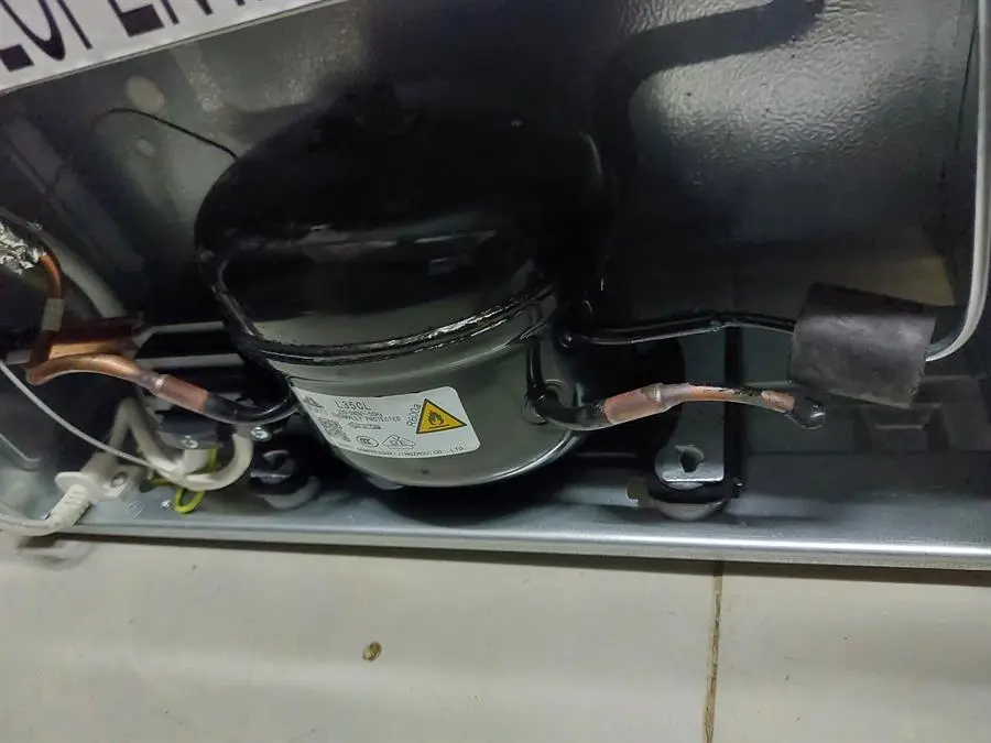 Khách hàng review Tủ lạnh Electrolux 85 lít EUM0900SA 1
