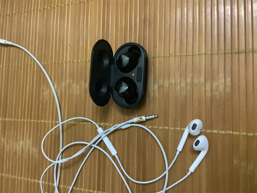 Khách hàng review Tai nghe Bluetooth True Wireless Samsung Galaxy Buds  R175 4