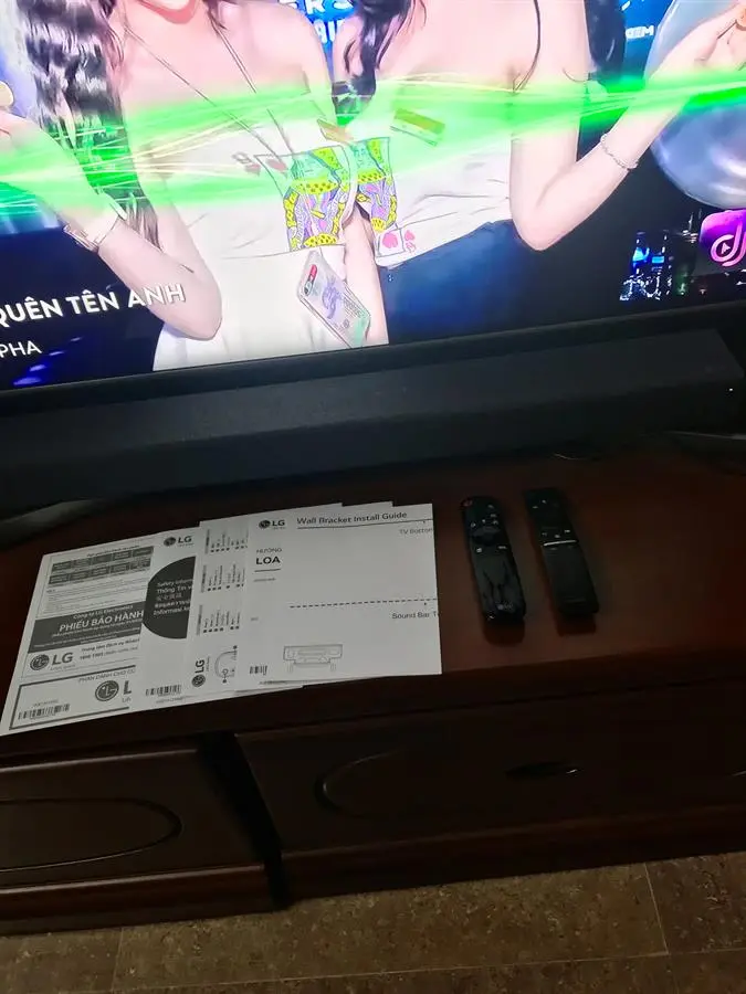 Khách hàng review Loa thanh LG SP2 100W 13