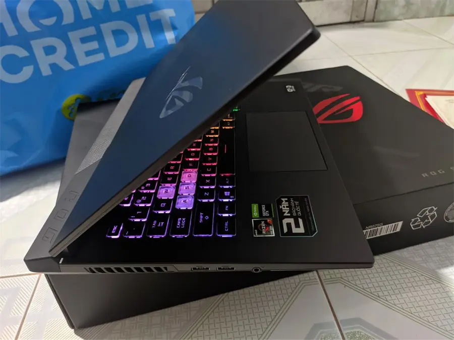 Khách hàng review Laptop Asus ROG Strix Gaming G15 G513IH R7 4800H/8GB/512GB/4GB GTX1650/144Hz/Win10 (HN015T) 11