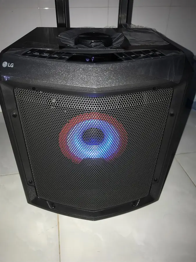 Khách hàng review Loa kéo karaoke LG RL2 50W 7