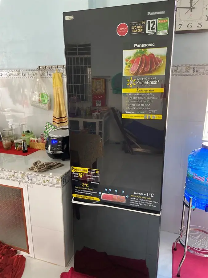 Khách hàng review Tủ lạnh Panasonic Inverter 322 lít NR-BC360QKVN 52