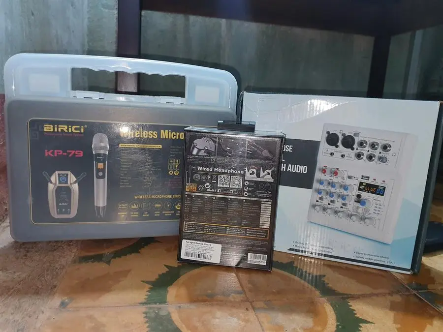 Khách hàng review Micro không dây Birici KP-79 1