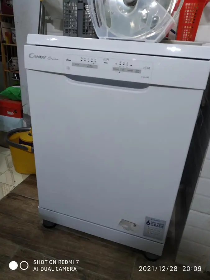 Khách hàng review Máy rửa chén mini Electrolux ESF6010BW 45