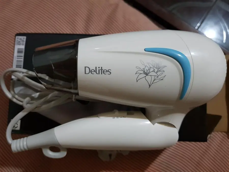 Khách hàng review Máy sấy tóc 1200W Delites MST02 22