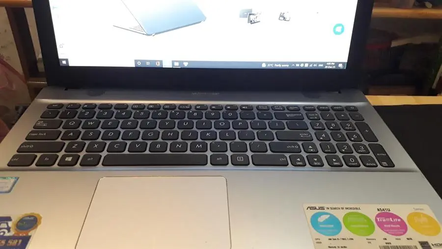 Khách hàng review Laptop Asus A541UA i3 7100U/4GB/500GB/Win10/(DM1658T) 1