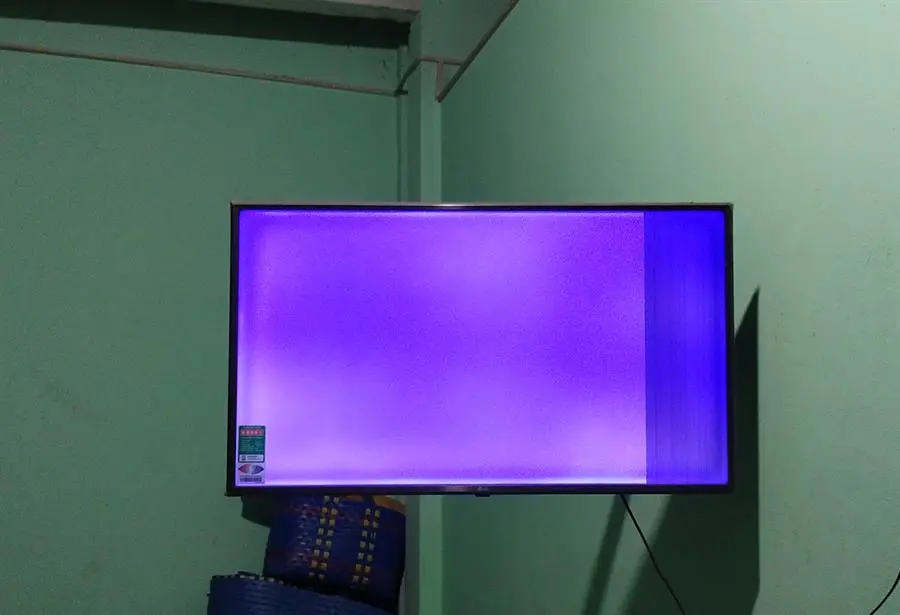 Khách hàng review Smart Tivi LG 4K 43 inch 43UK6540PTD 1