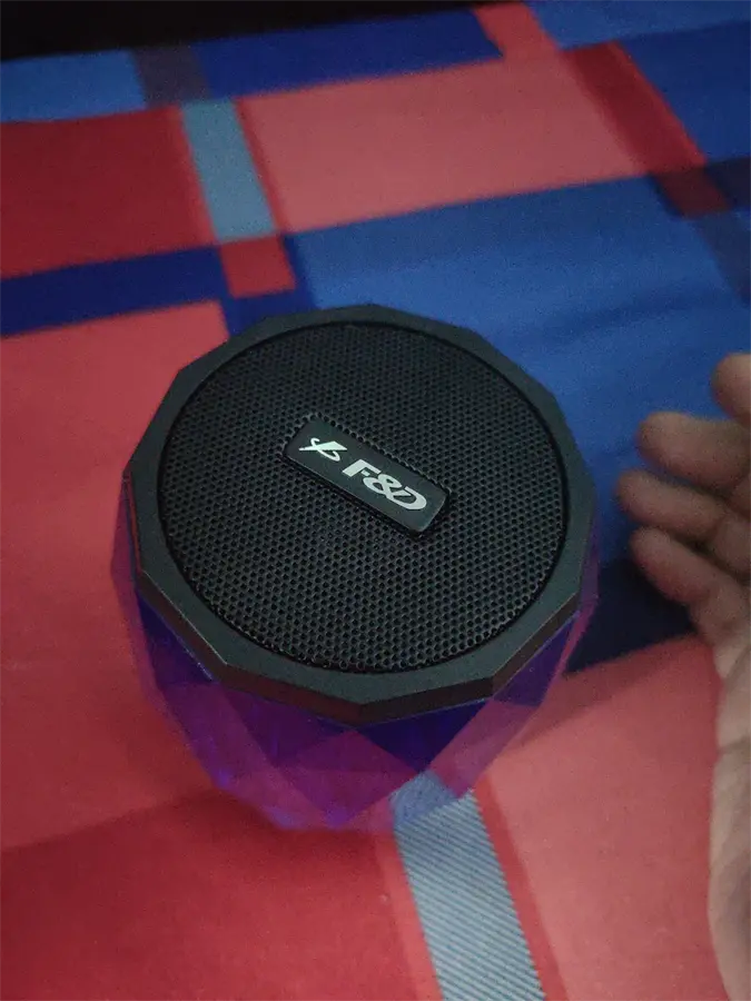 Khách hàng review Loa Bluetooth Fenda W8 9