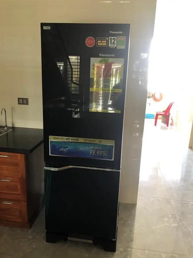 Khách hàng review Tủ lạnh Panasonic Inverter 290 lít NR-BV320GKVN 10