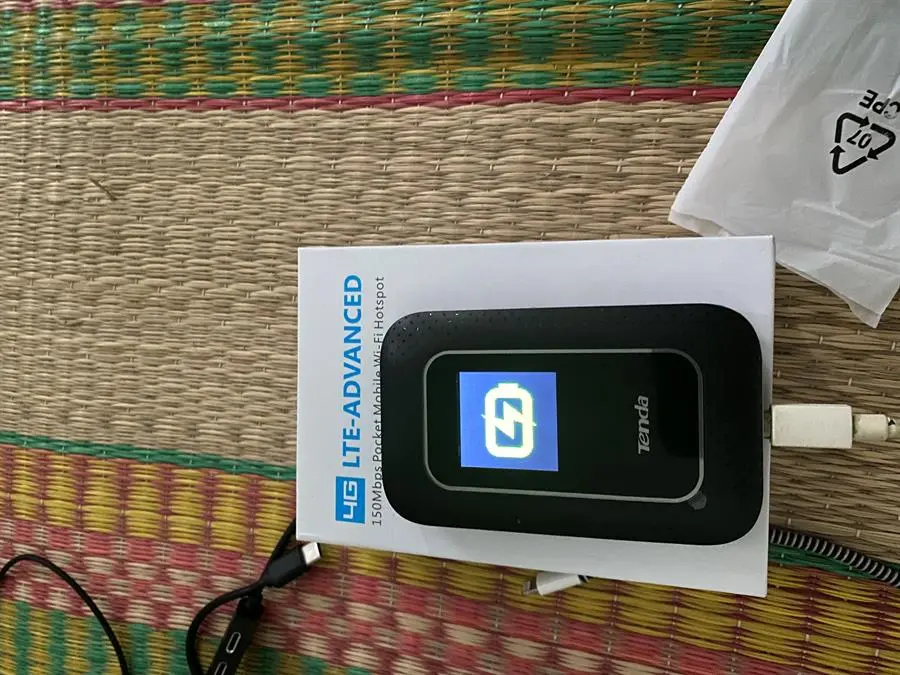 Khách hàng review Bộ phát Wifi di động 4G LTE 150Mbps Tenda 4G185 12