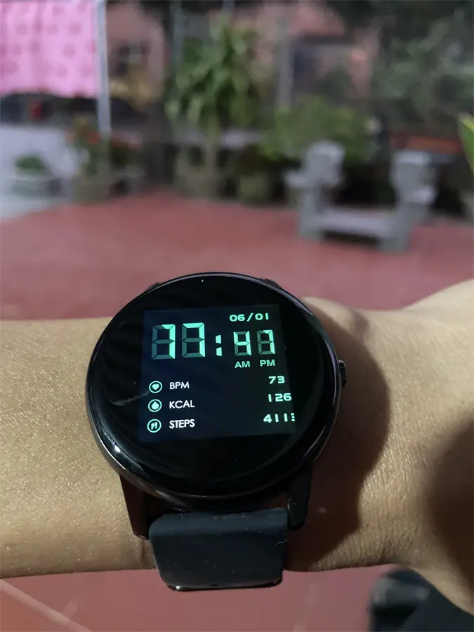 Khách hàng review Đồng hồ thông minh BeU PT2 51mm Đen 9