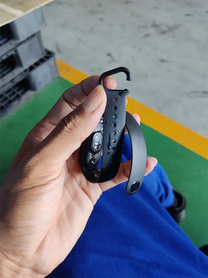 Khách hàng review Vòng đeo tay thông minh Mi Band 6 Đen 32