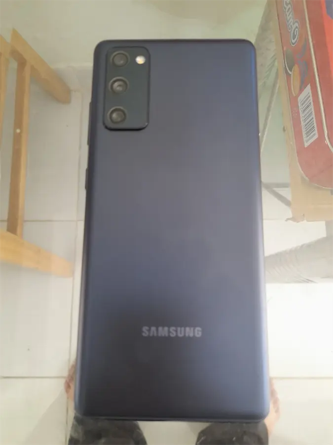 Khách hàng review Điện thoại Samsung Galaxy S20 FE (8GB/256GB) 17