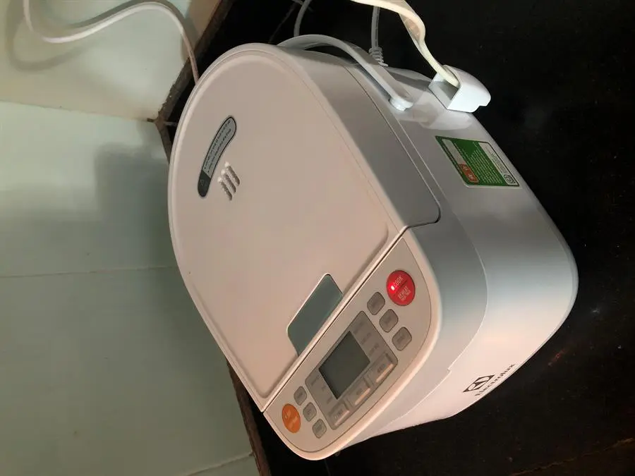 Khách hàng review Nồi cơm điện tử Electrolux 1.2 lít ErgoSense (ERC6503W) 1