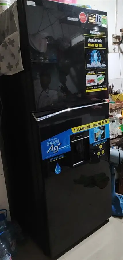 Khách hàng review Tủ lạnh Panasonic Inverter 326 lít NR-TL351GPKV 9
