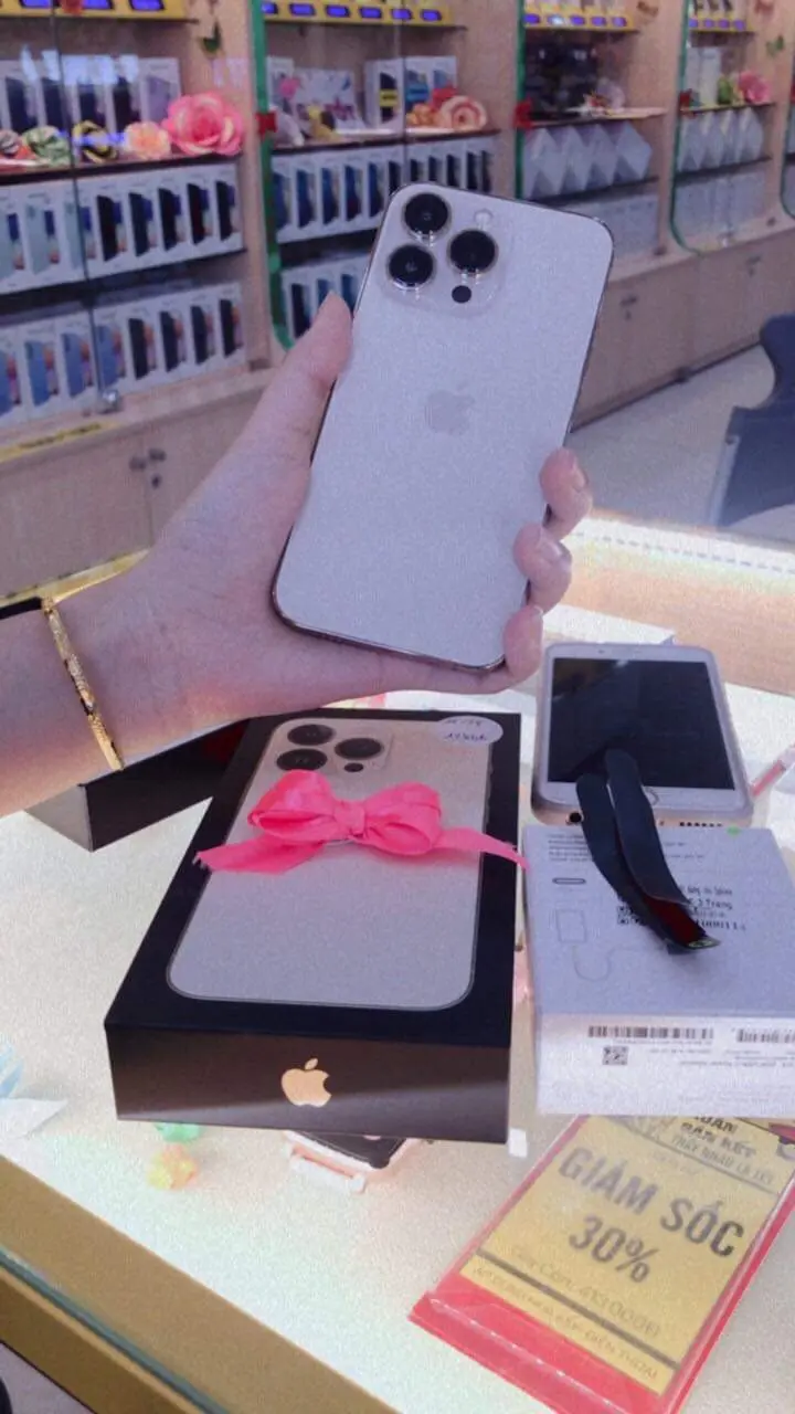 Khách hàng review Điện thoại iPhone 13 Pro 128GB 13