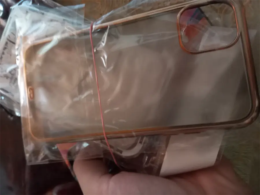 Khách hàng review Ốp lưng iPhone 11 Nhựa dẻo Slim TPU OSMIA 1